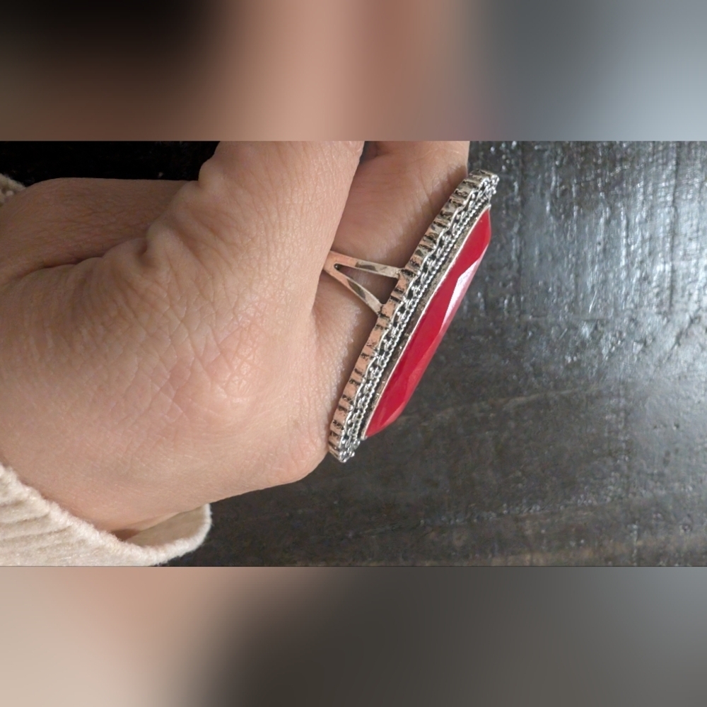 Western Chic Faux Red and Silver Women's Ring - Picture 11 of 11